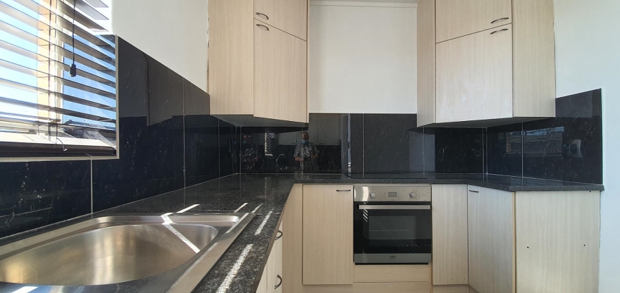 To Let 1 Bedroom Property for Rent in Tijgerhof Western Cape
